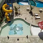 Apartamentos no Condomínio Aquarius Residence